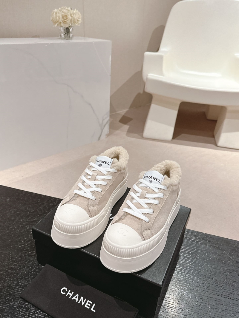Ch**el sport shoes